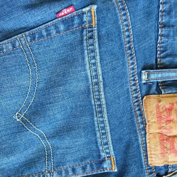 2/ $40 Levi's 559 Men Relaxed Fit Jeans - Picture 6 of 6